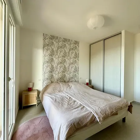 Gabriela Saint-Florent (Corsica)